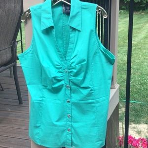 Bisou Bisou green sleeveless with beautiful fit